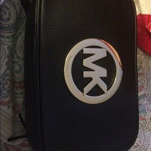 michael kors large fulton crossbody